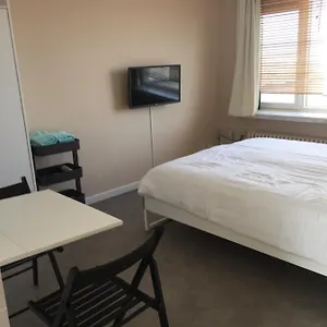 Iris Apartment